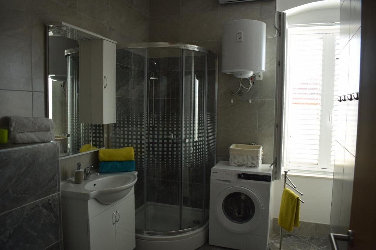 Optimist Makarska Town Center Appartement Buitenkant foto